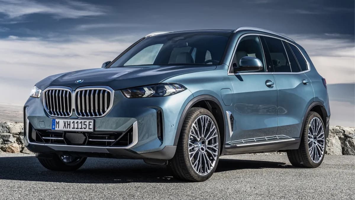 BMW brand logo