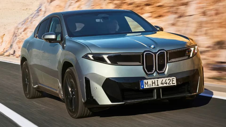 BMW iX4