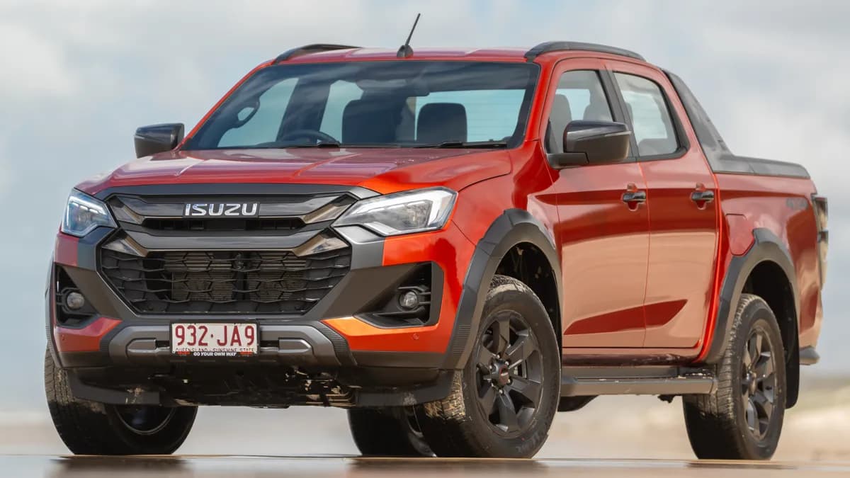 Isuzu brand logo