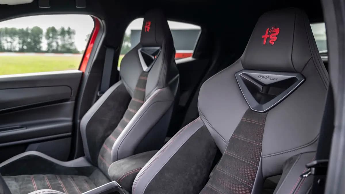 Alfa Romeo Junior