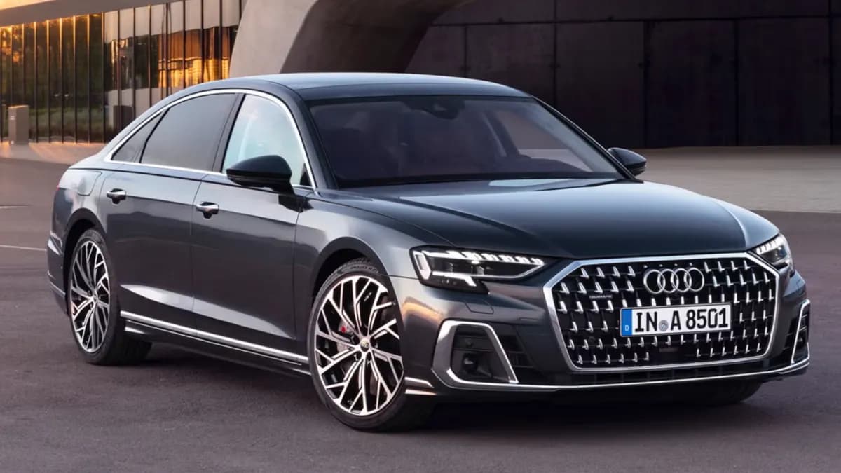 Audi-A8 Sedan-8