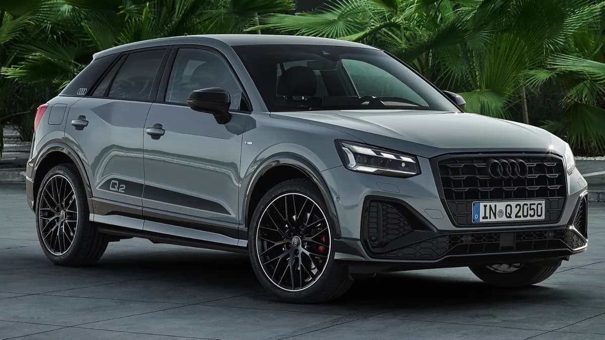 Audi-Q2-10