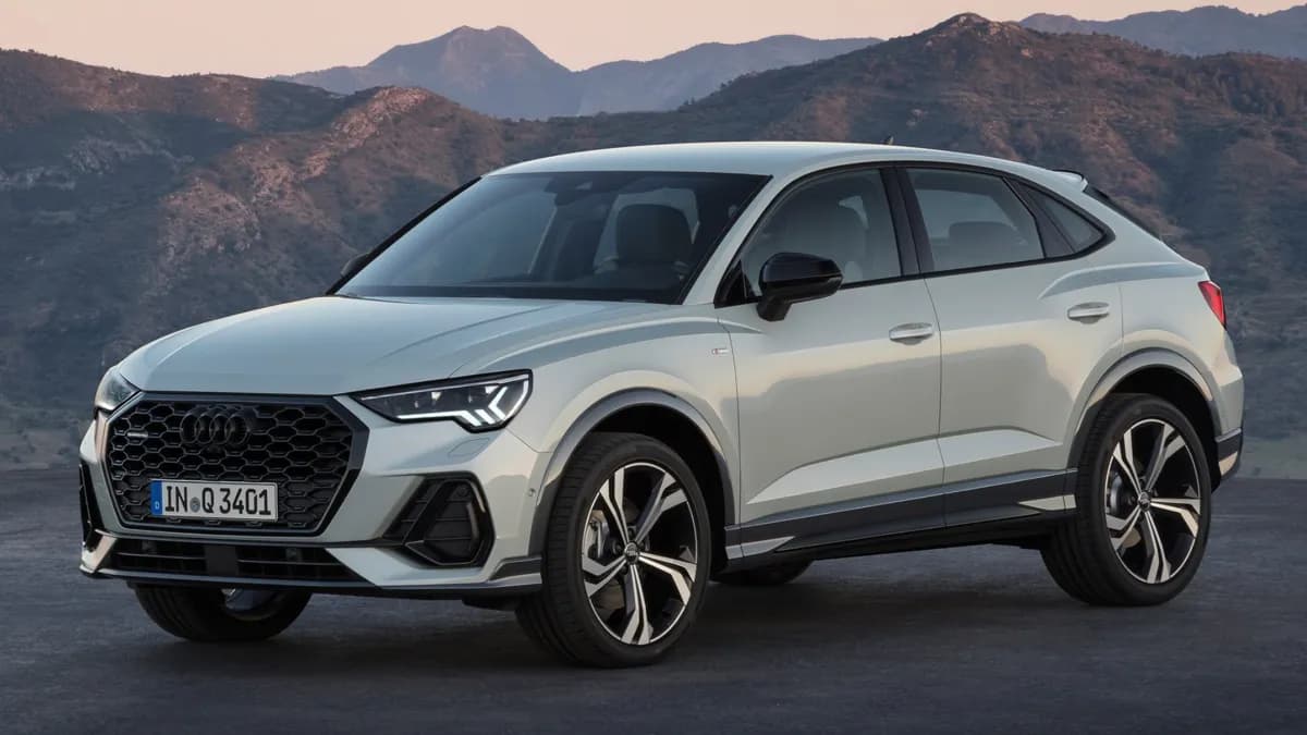 Audi-Q3 Sportback-12