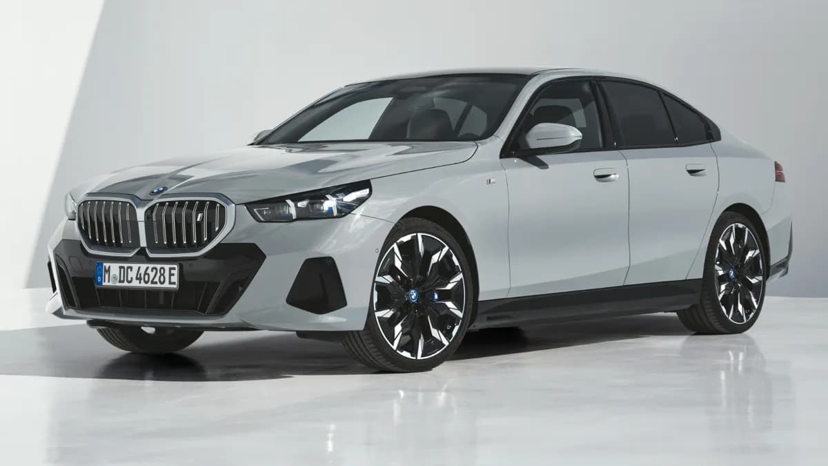 BMW-5 Series Sedan-7