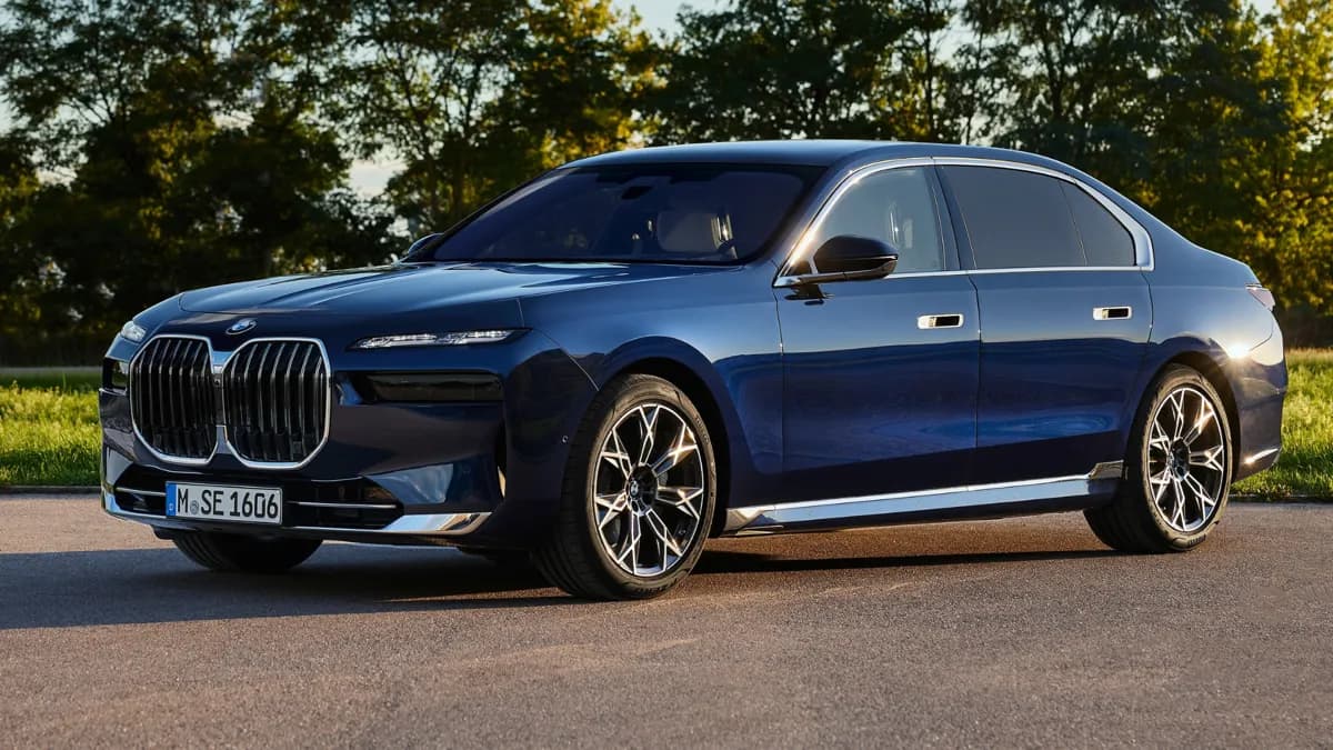 BMW-7 Series-9