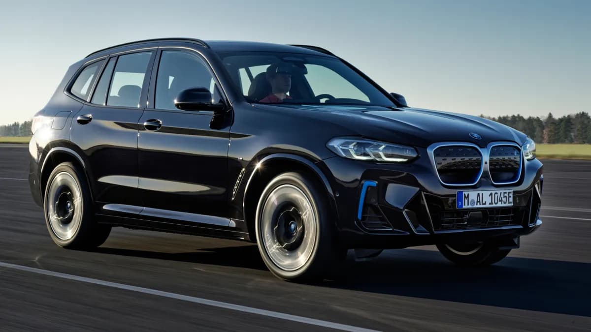 BMW iX3