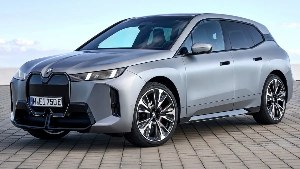 BMW-iX-17