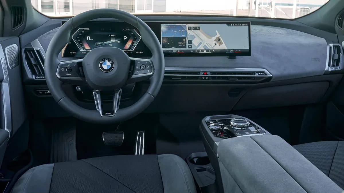BMW iX