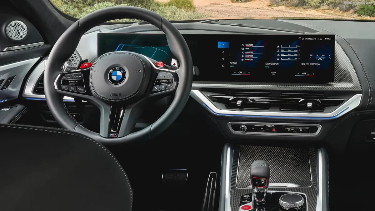 BMW XM