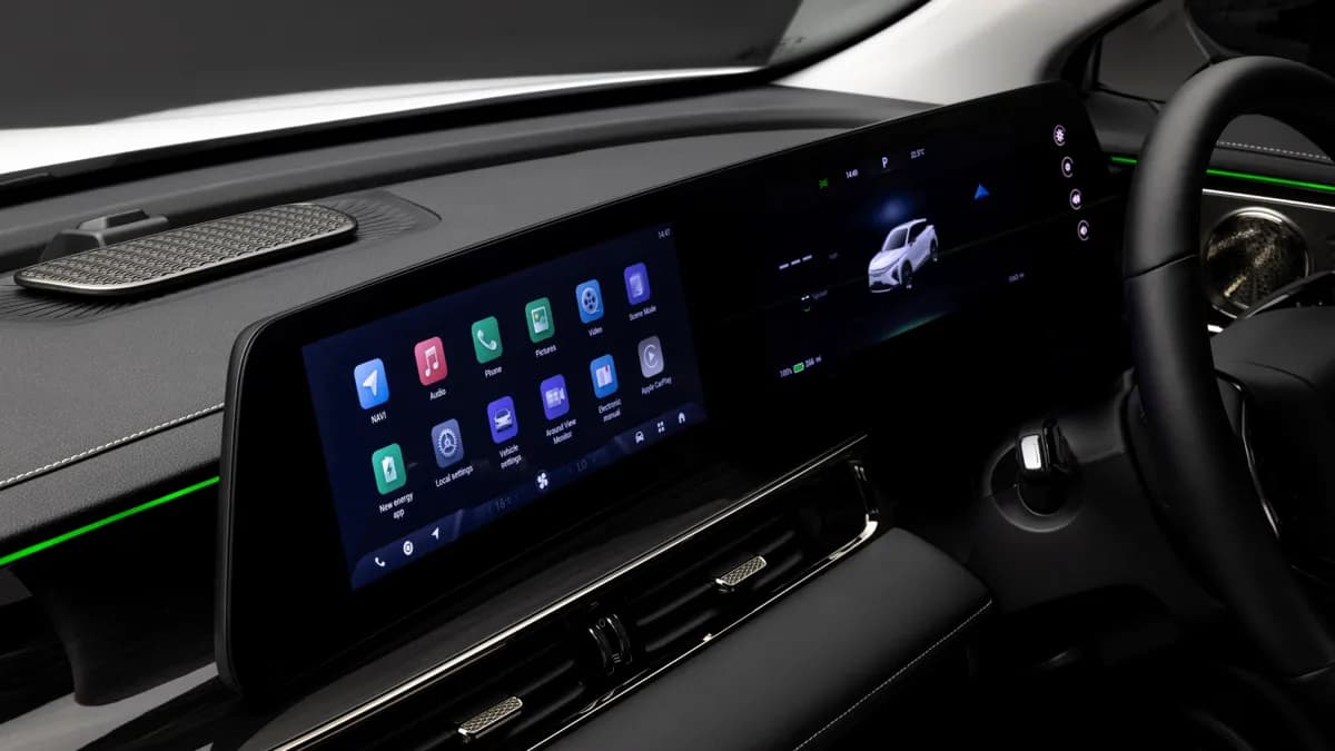Chery E5