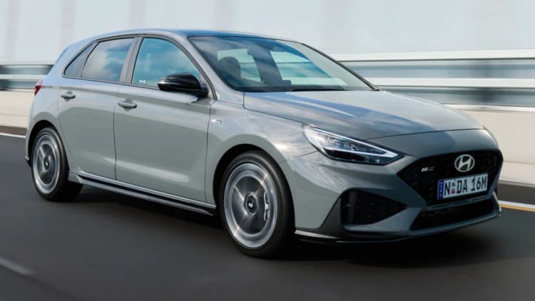 Hyundai-i30 Hatch-1