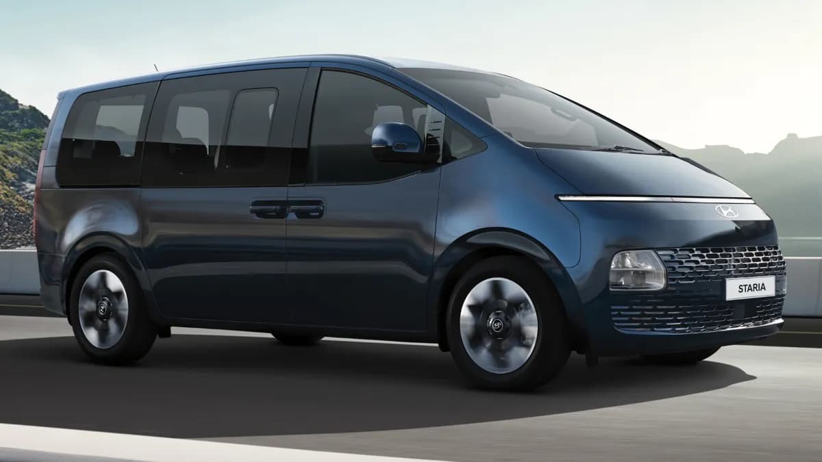 Hyundai-Staria-10