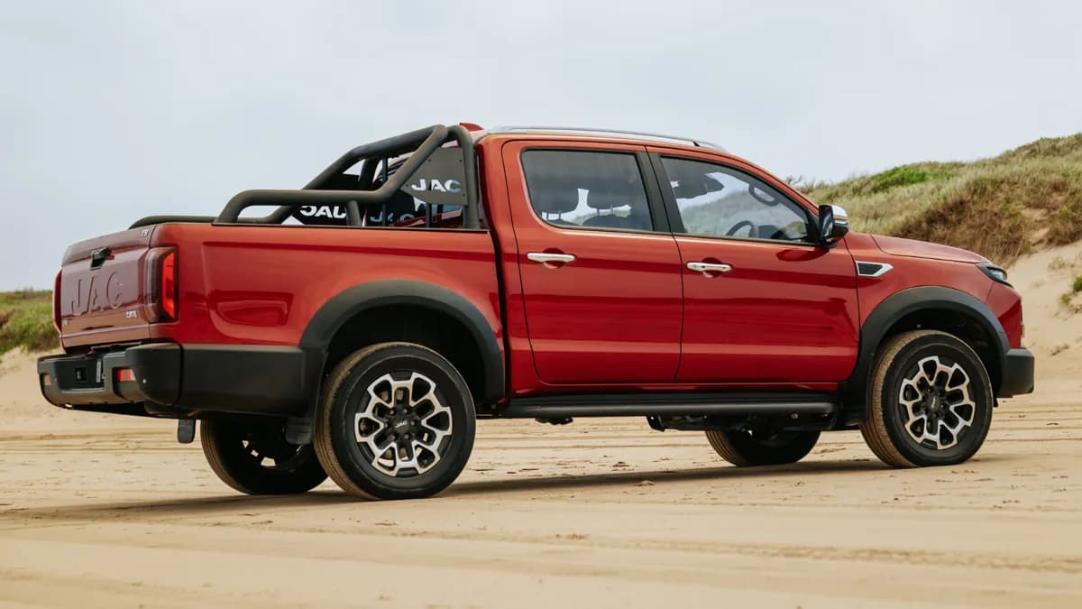 JAC T9