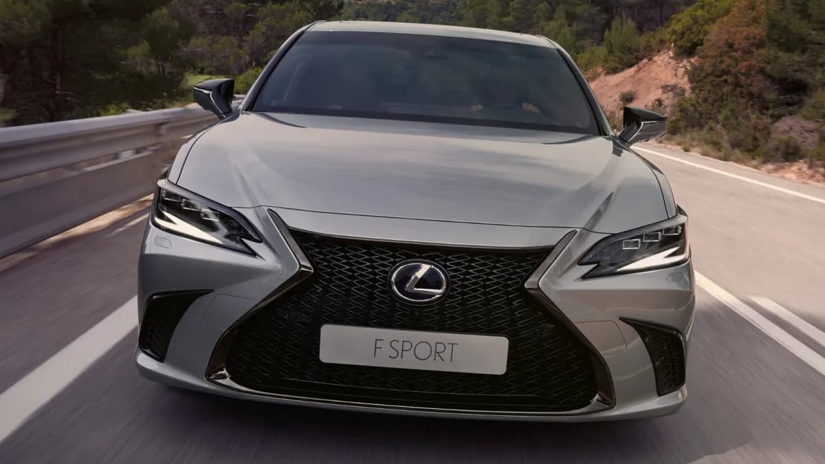 Lexus ES