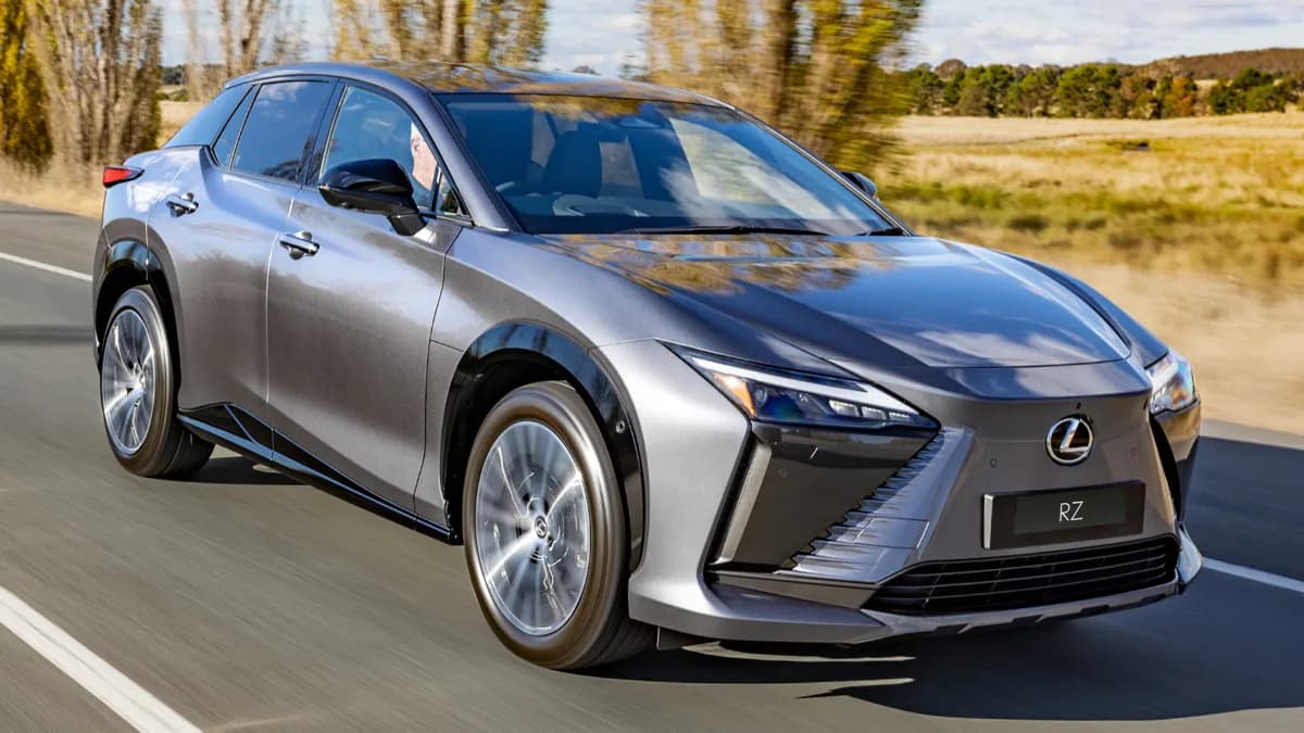 Lexus RZ