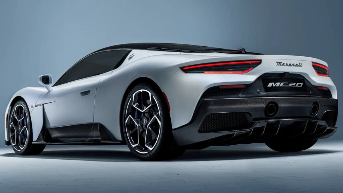 Maserati MC20