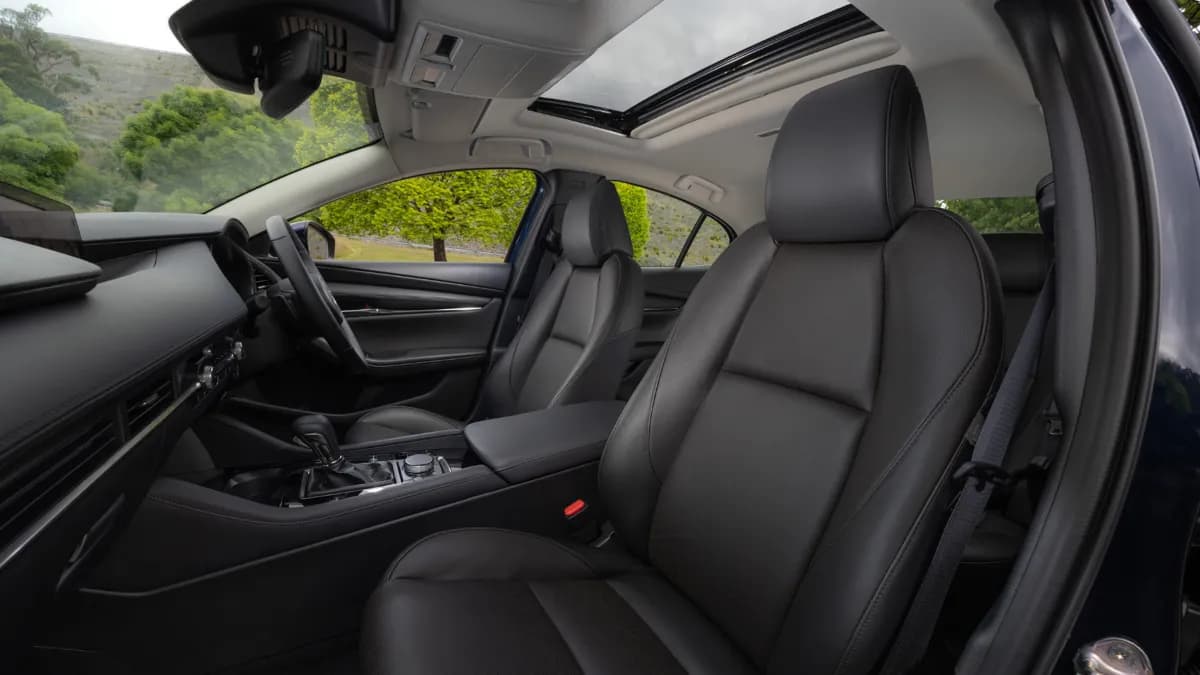 Mazda 3 Sedan