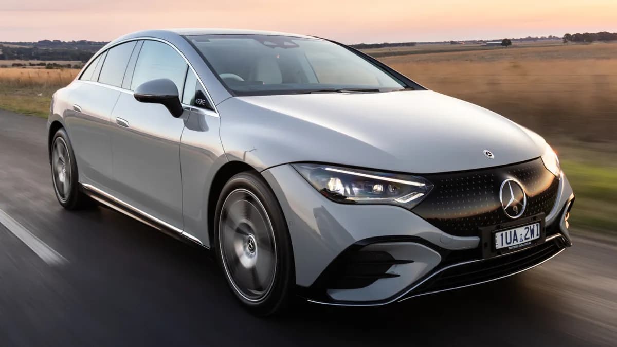 Mercedes-Benz-EQE Sedan-9