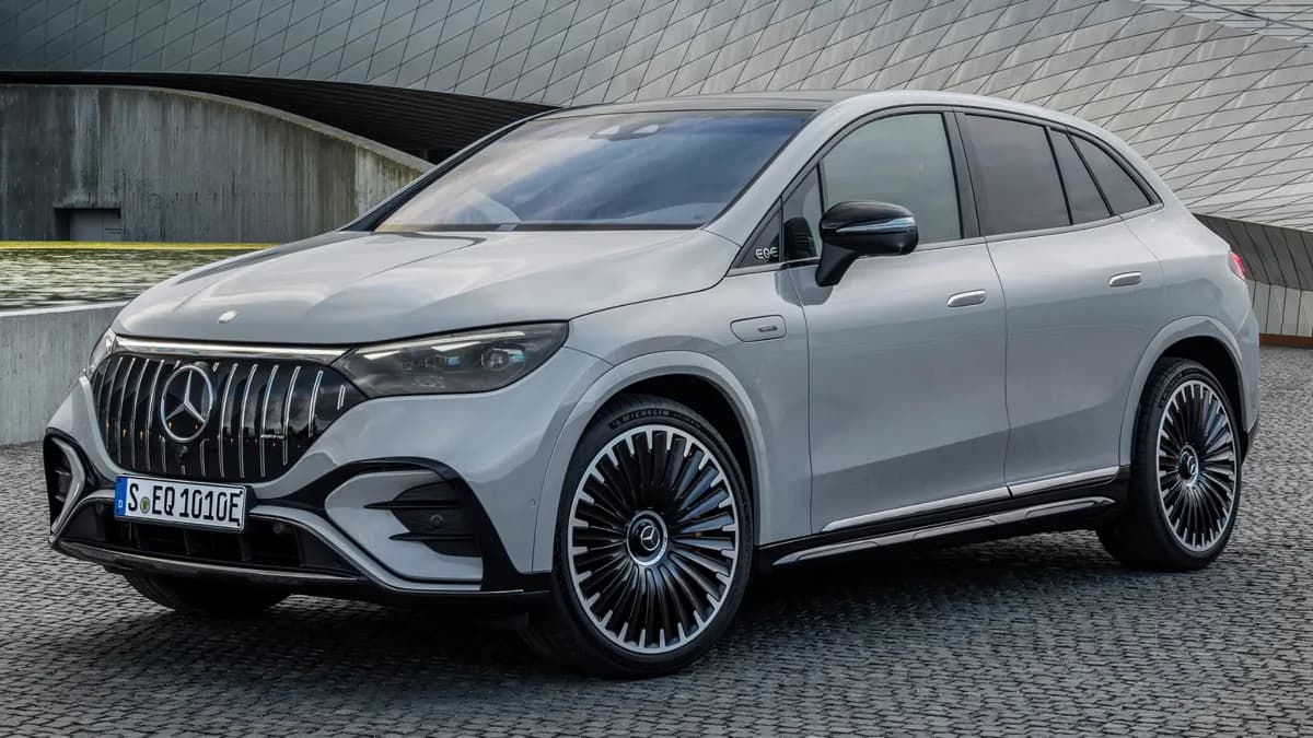 Mercedes-Benz-EQE SUV-10