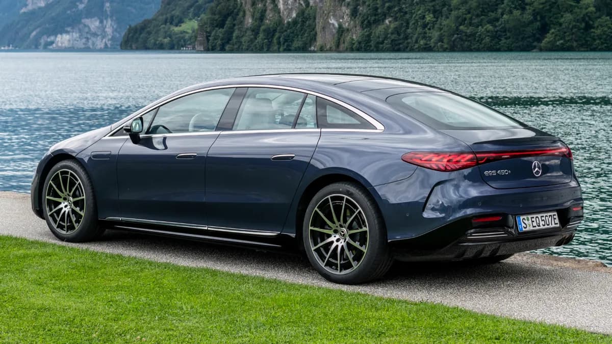 Mercedes-Benz EQS Sedan