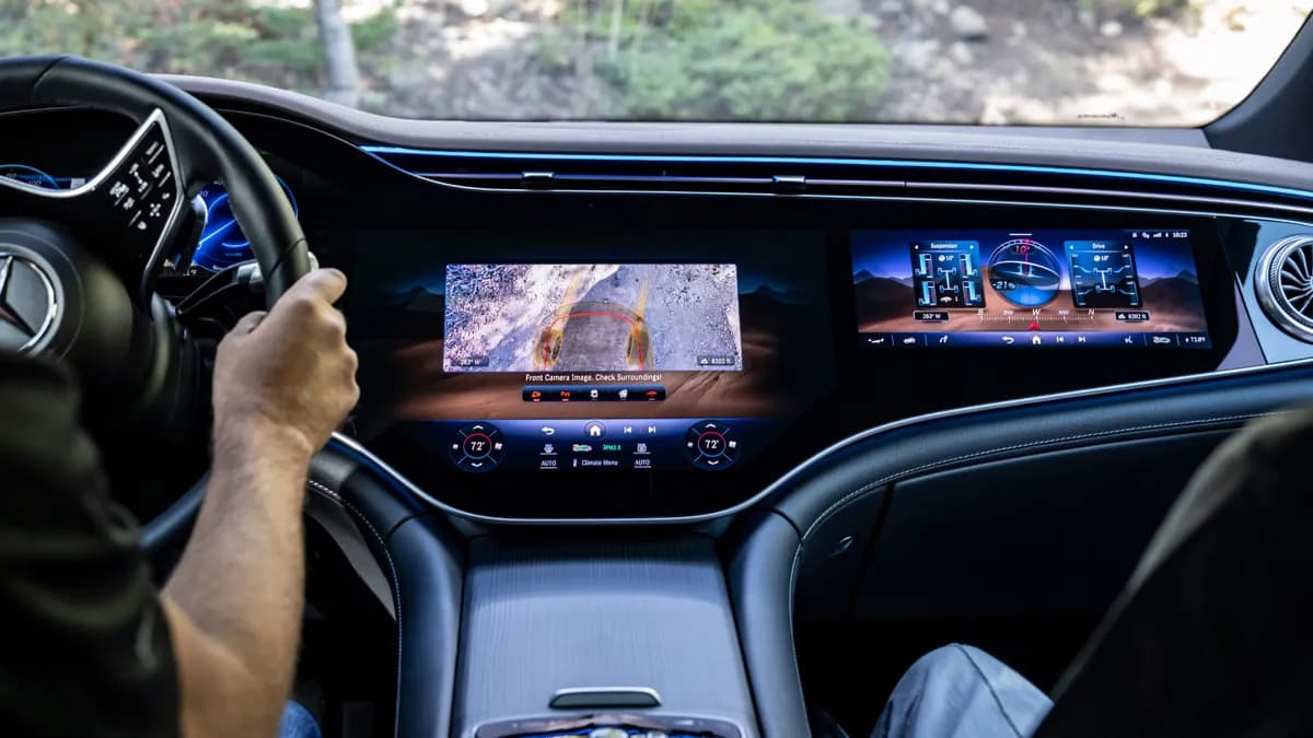 Mercedes-Benz EQS SUV