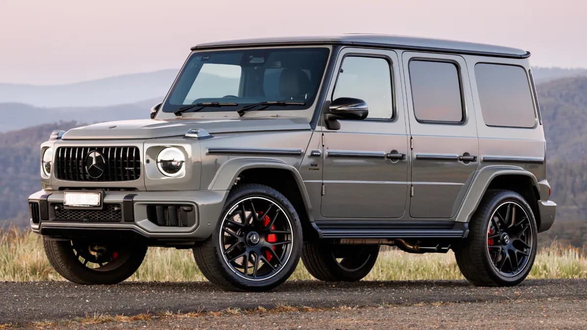 Mercedes-Benz-G-Class-14