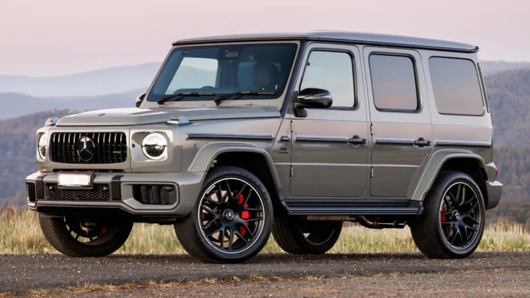 Mercedes-Benz-G-Class-14