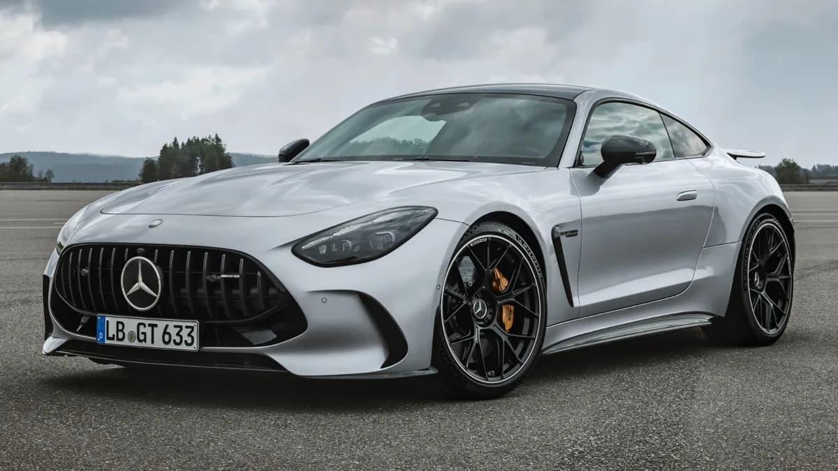 Mercedes-Benz-GT Coupe-23