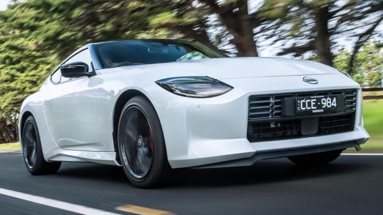 Nissan-Z Coupe-7