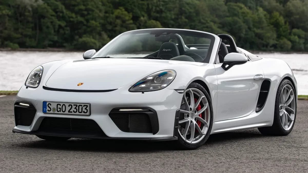 Porsche-718 Boxster-0