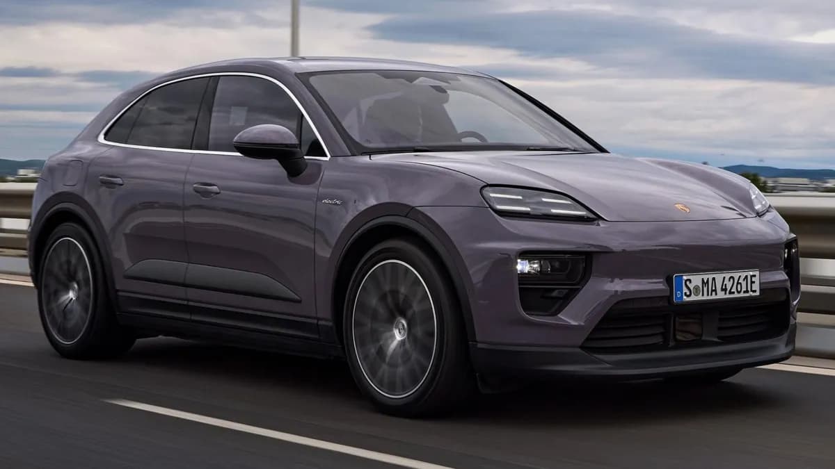 Porsche-Macan Electric-7
