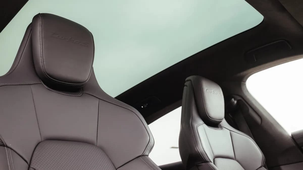Porsche Taycan Cross Turismo