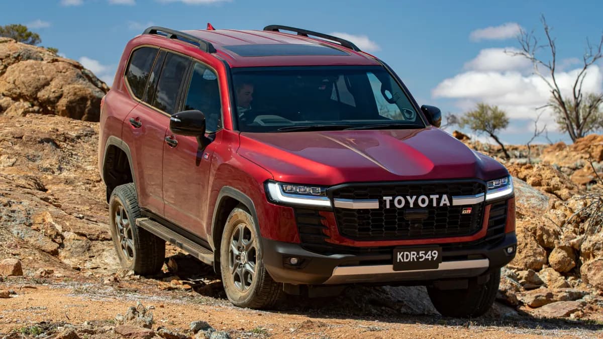 Toyota LandCruiser 300