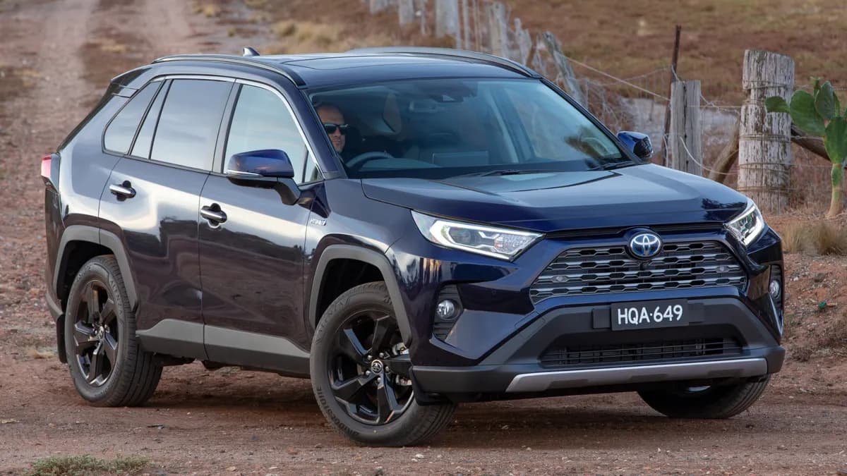 Toyota-RAV4-15