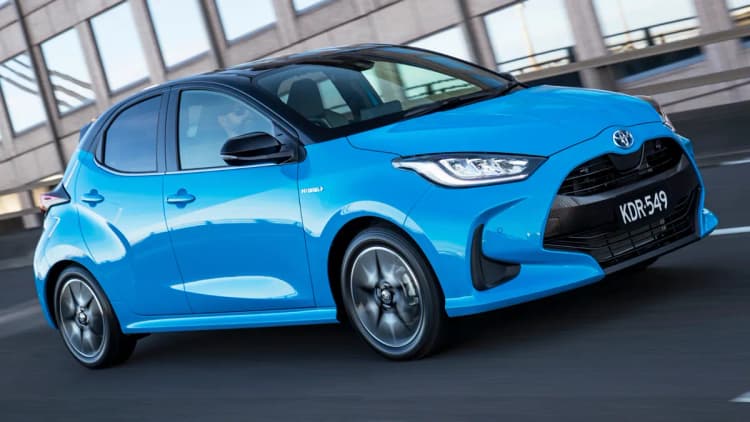 Toyota-Yaris-17