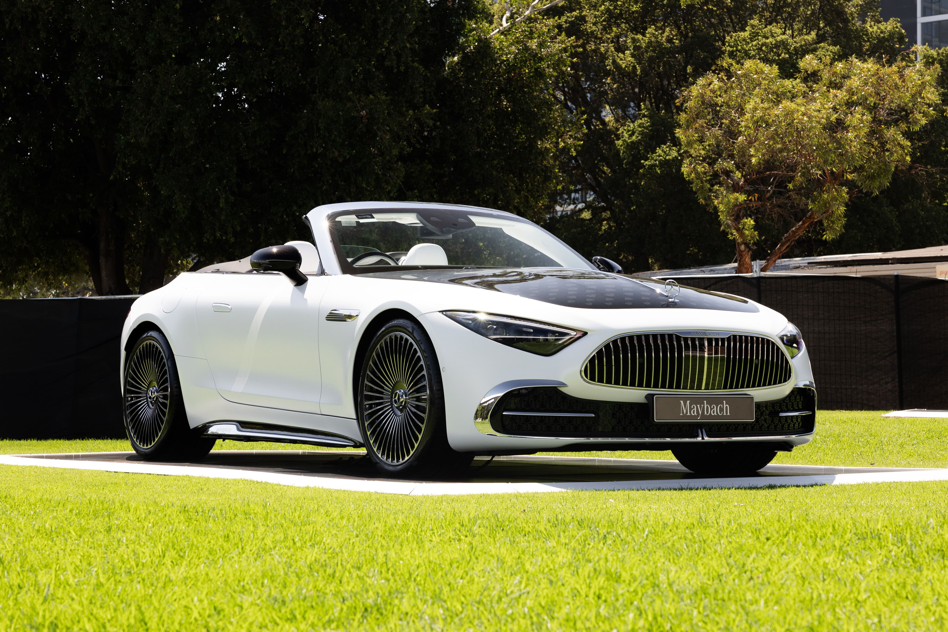 2026 Mercedes-Maybach SL 680
